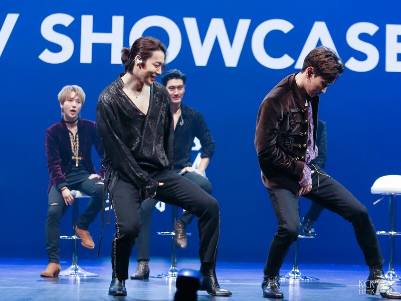 181008 Super Junior at 'One More Time' Showcase in Macau documents 3