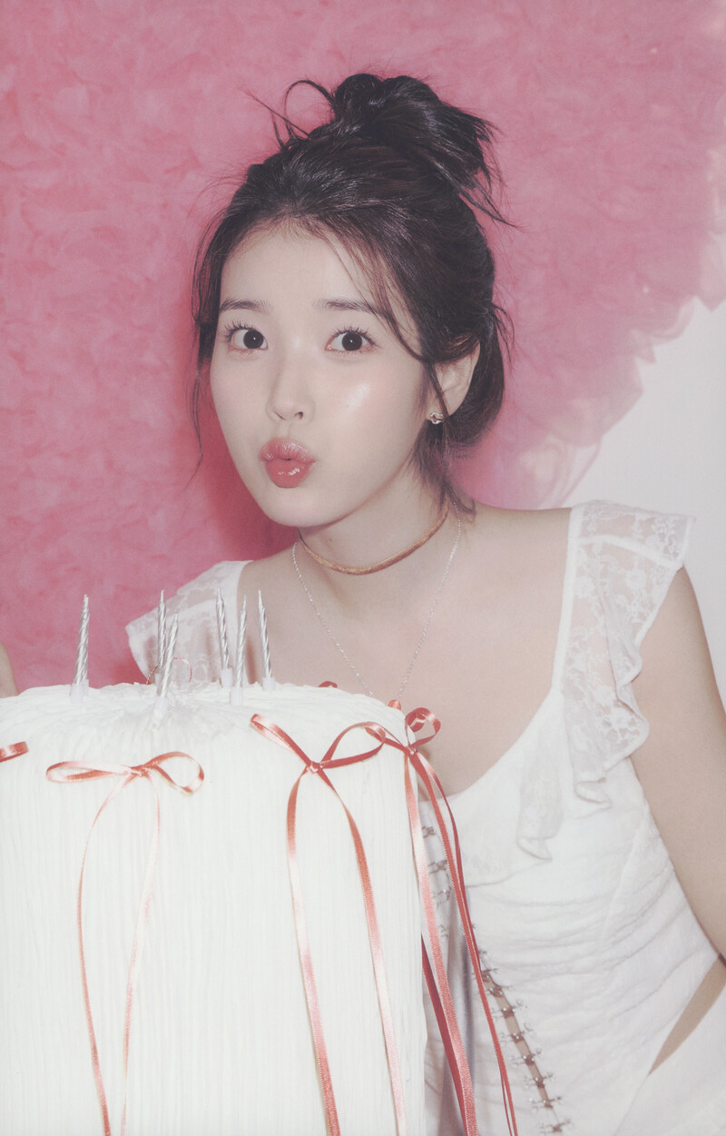 IU - 7th Official Fanclub Kit "UAENA" (Scans) documents 5