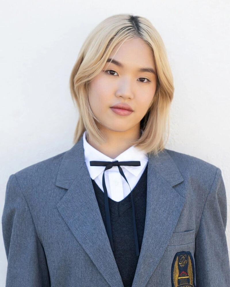 Karlee The Debut Dream Academy Profile photos documents 1