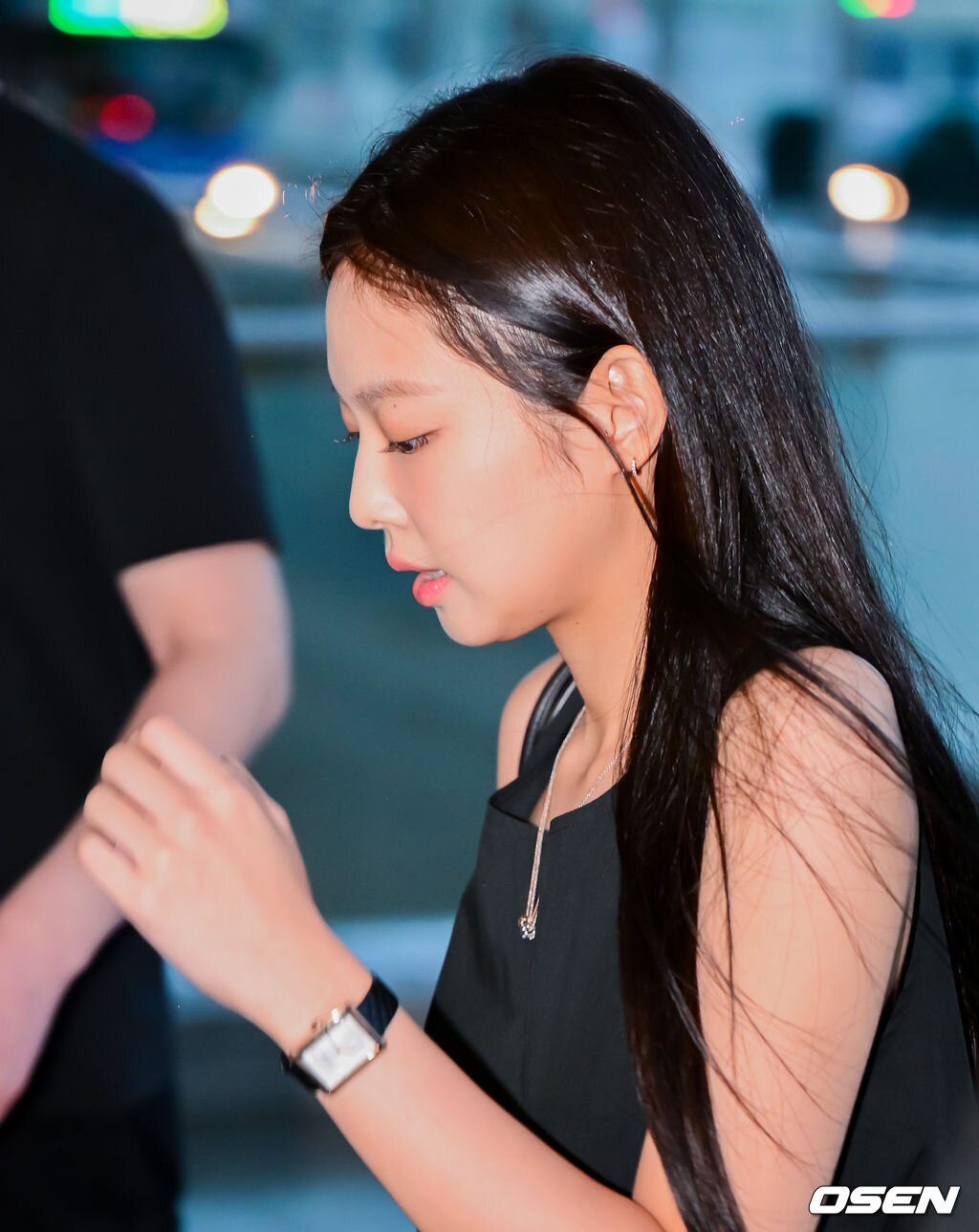 230810 BLACKPINK Jennie at Incheon International Airport | kpopping