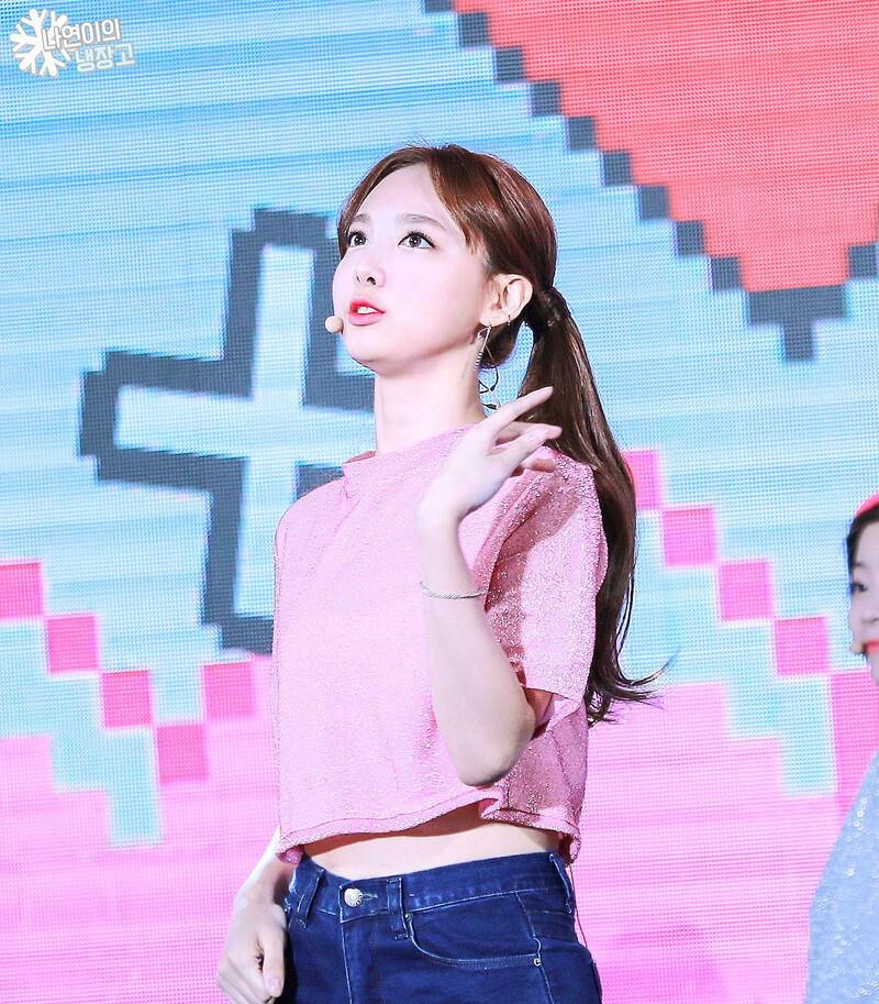 161008 TWICE Nayeon - DMC Korean Music Wave documents 3