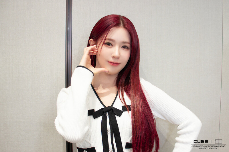 240302 - MIYEON at the JTBC 'Love Siblings' Press Conference - Behind Photos documents 5