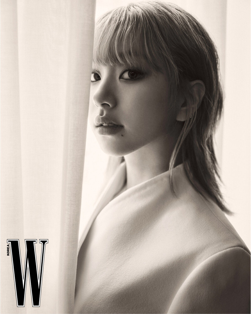 221021 TWICE CHAEYOUNG for W Korea x Paris Fashion Week Interview documents 1