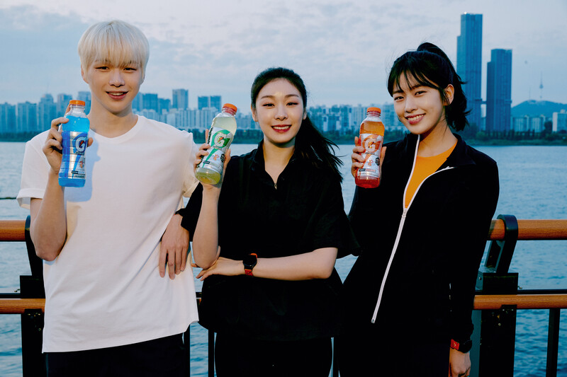 220805 Starship Naver - IVE Yujin, Kang Daniel & Kim Yuna "Move Like This' Starship x Gatorade documents 3