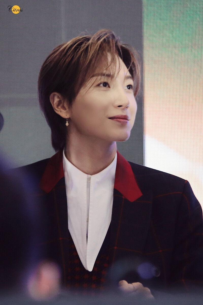 200105 Super Junior Leeteuk at 'Timeslip' Chengdu Fansign documents 9