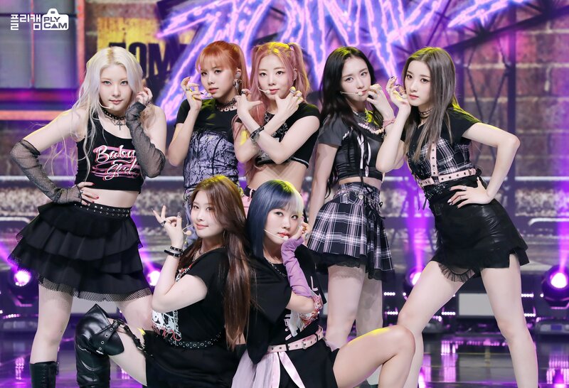 210916 PURPLE KISS - 'Zombie' at Simply Kpop documents 1