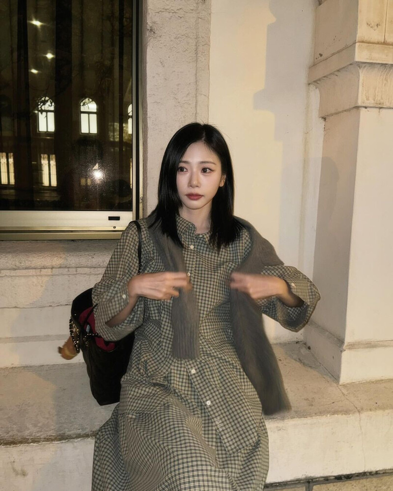 241011 Dreamcatcher JiU - Instagram Update documents 1