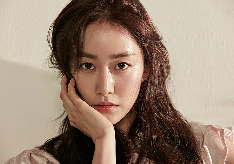 Jeon Hye-bin Official Agency 2018 Promotional Photoshoot documents 9