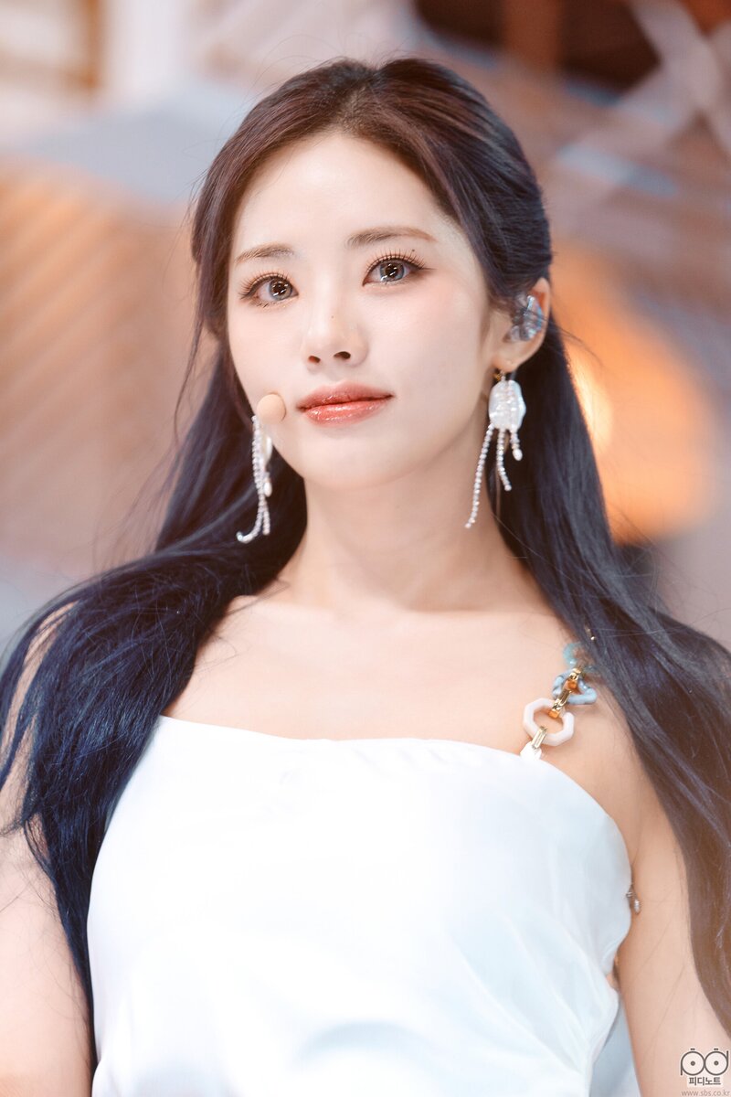 220703 fromis_9 Jiwon - 'Stay This Way' at Inkigayo documents 2