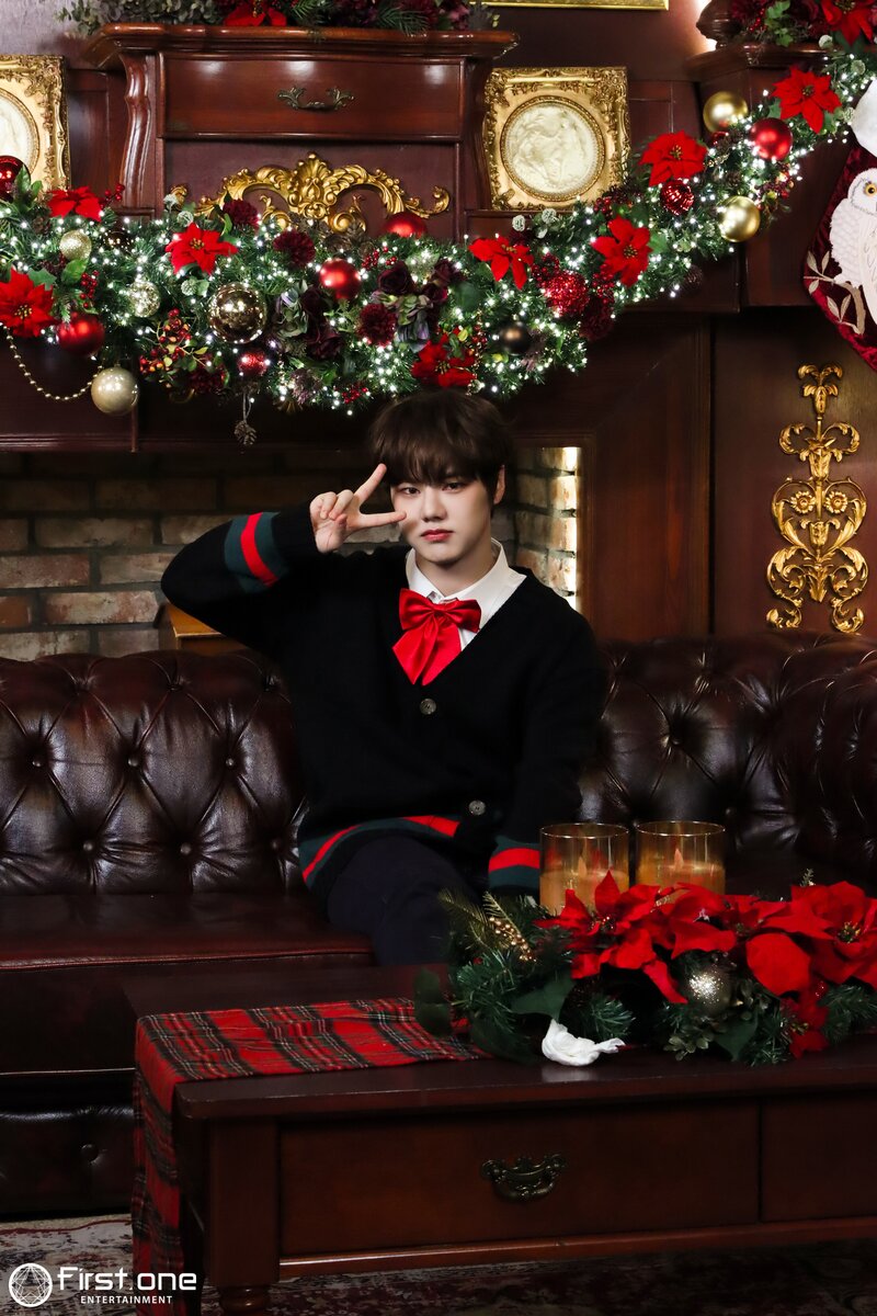 231228 FirstOne Entertainment Naver Post - 'Back to Christmas' MV Behind documents 28