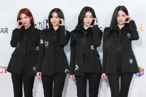 231010 ITZY  at The Fact Music Awards