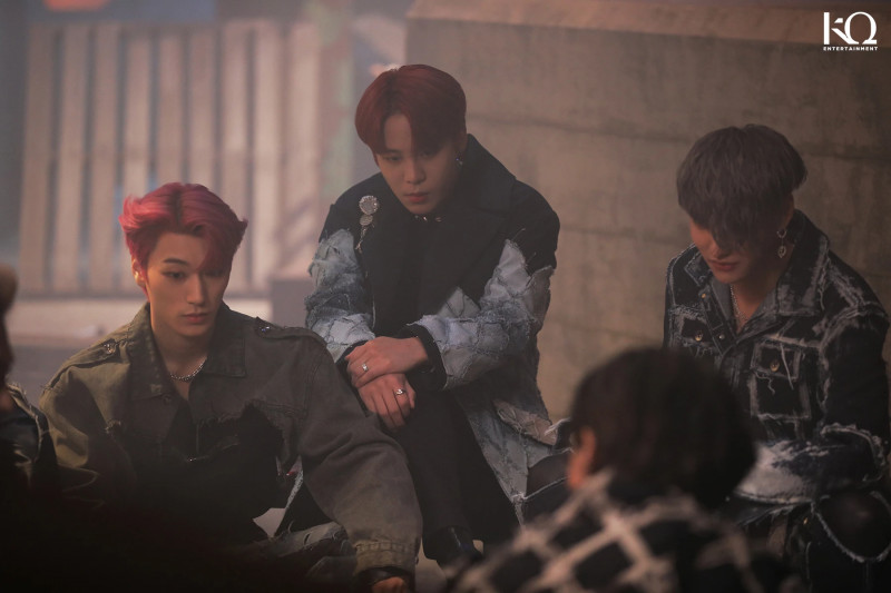 210301 ATEEZ "I'm the One (Fireworks)" MV Shooting Behind the Scenes | Naver Update documents 8