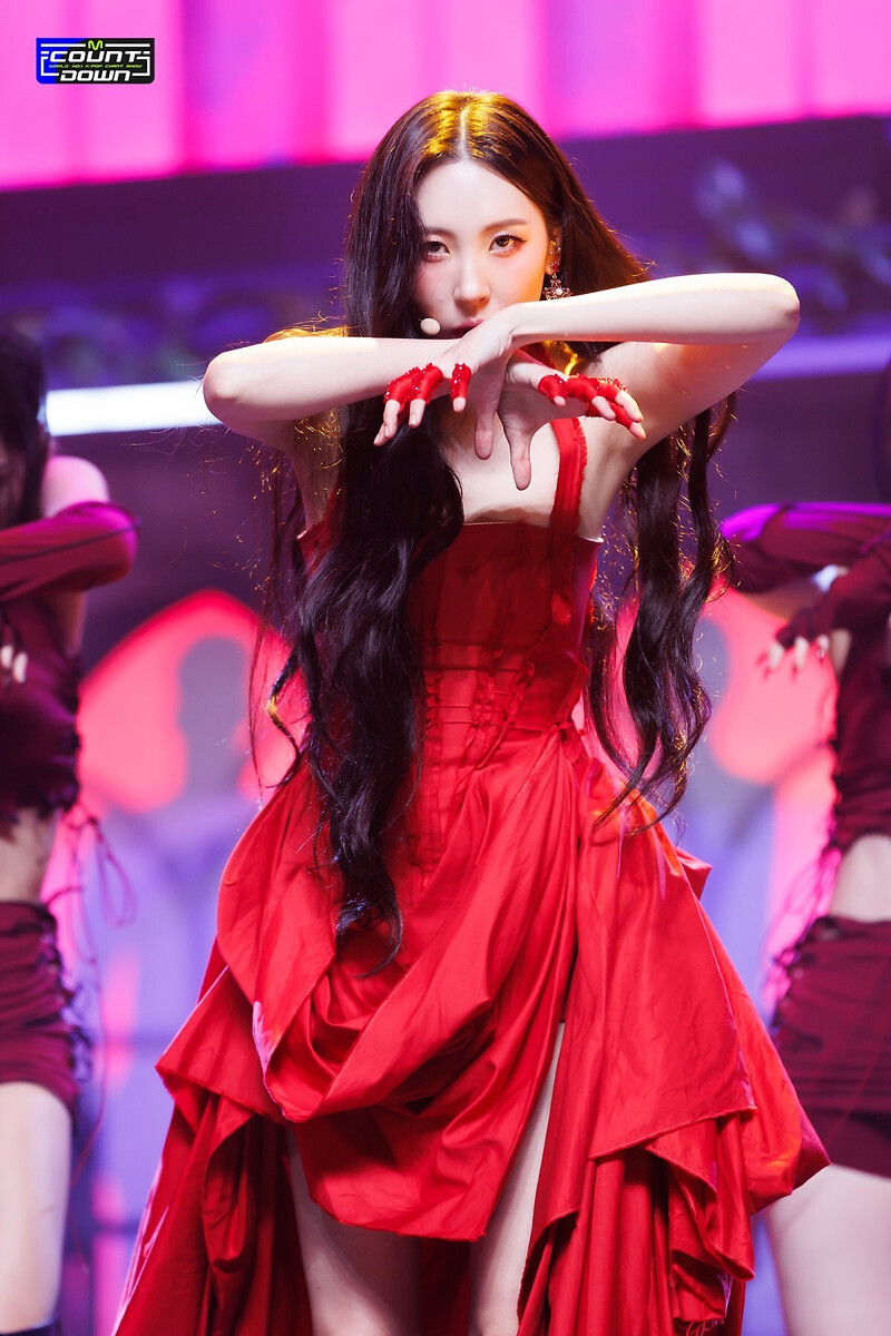 231019 Sunmi - 'Stranger' at M COUNTDOWN documents 13