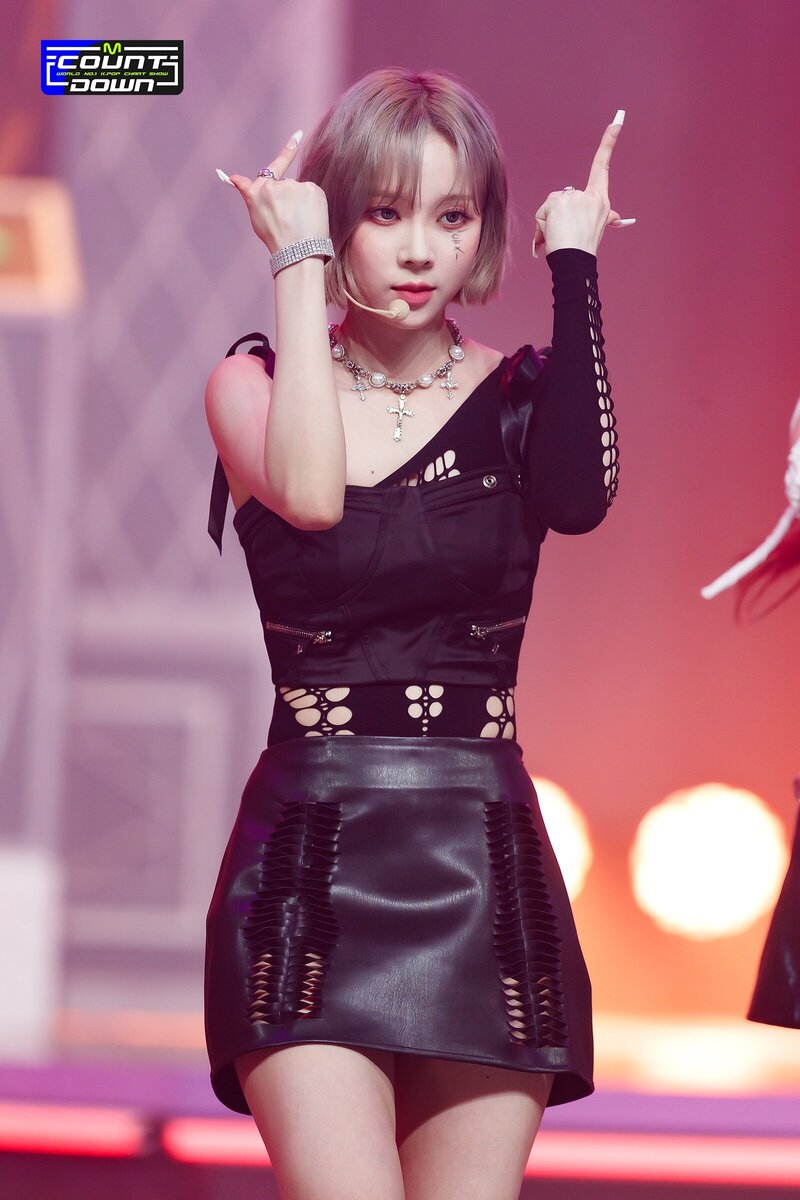 220714 aespa - 'Girls' at M Countdown documents 25