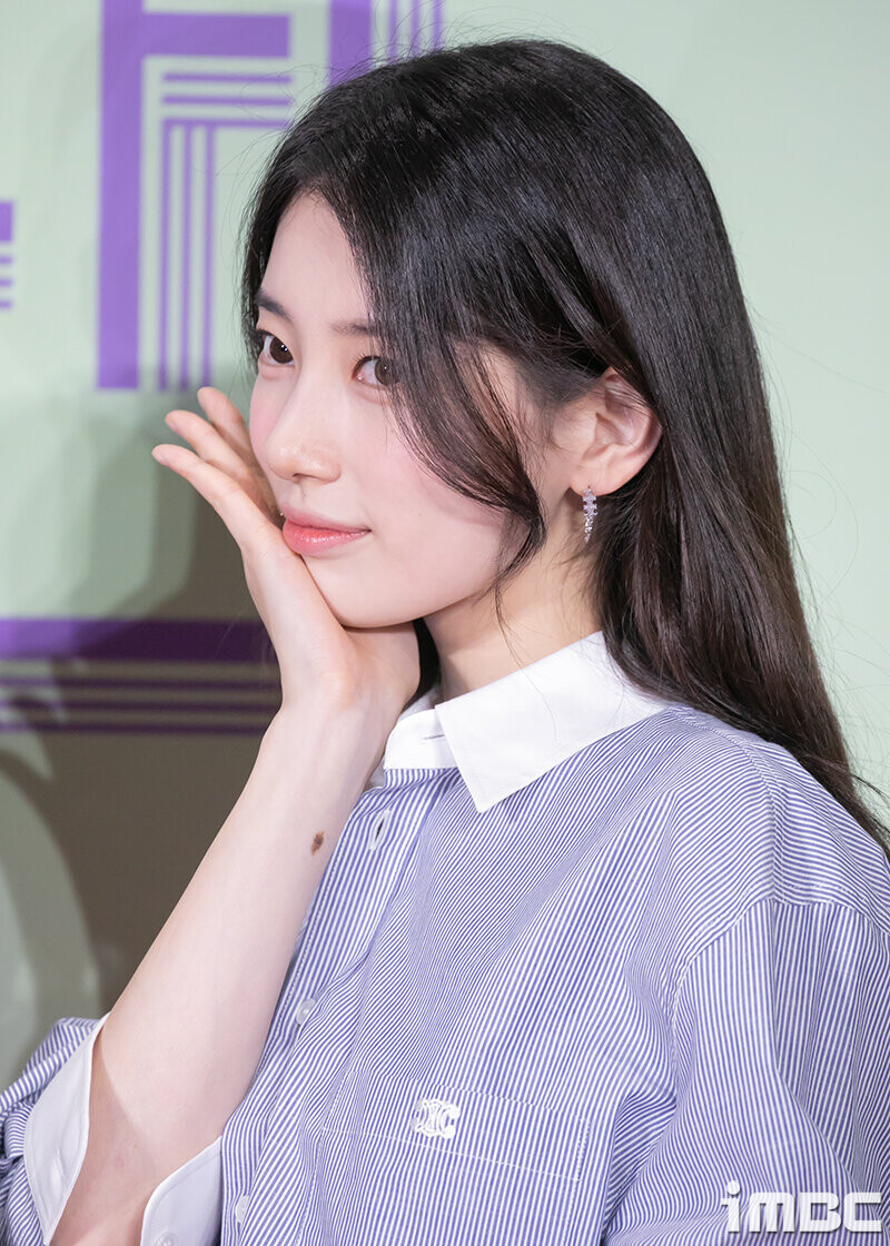 240531 Suzy - "Wonderland" VIP Premier documents 5