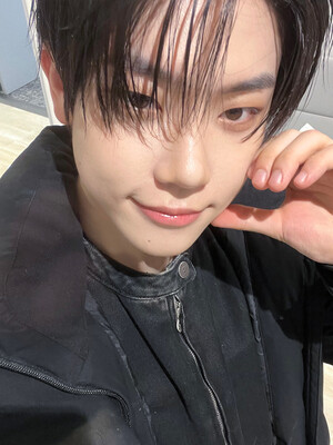 250112 Close Your Eyes Twitter Update - Jang Yeojun