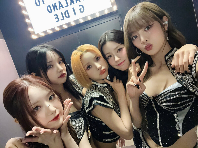 240909 - (G)I-DLE Twitter Update | (G)I-DLE WORLD TOUR [iDOL] IN OAKLAND documents 2