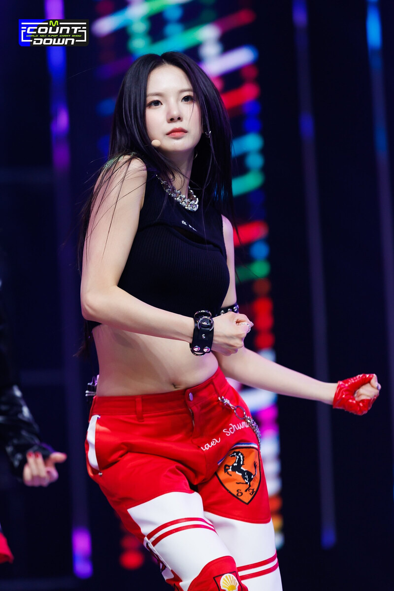 221020 Kep1er Yujin 'We Fresh' at M Countdown documents 2