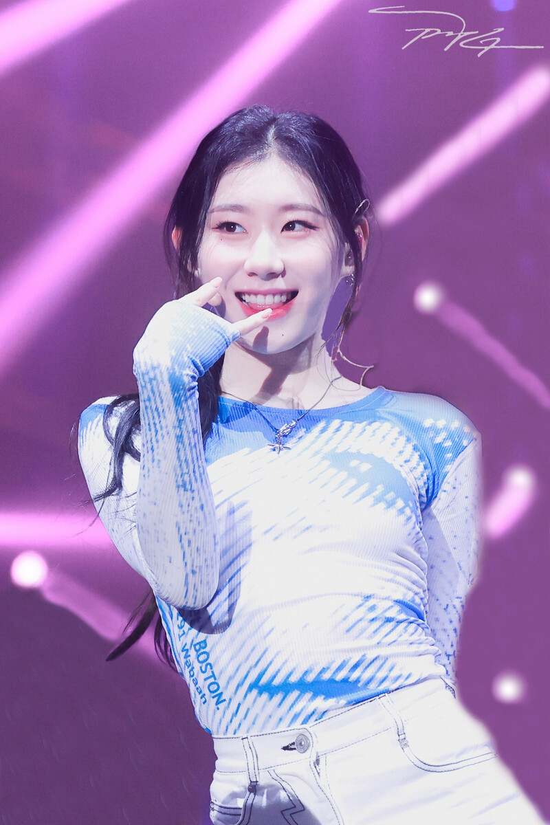 230304 ITZY Chaeryeong - WON THE STAGE documents 3