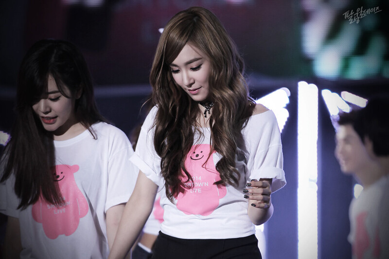 Tiffany – 140815 SMTOWN Live World Tour in Seoul documents 21