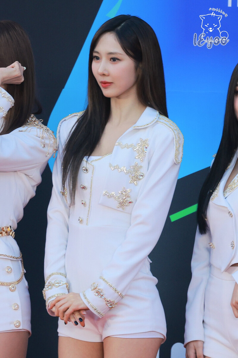 230211 Dreamcatcher Yoohyeon - Hanteo Music Awards Red Carpet documents 8