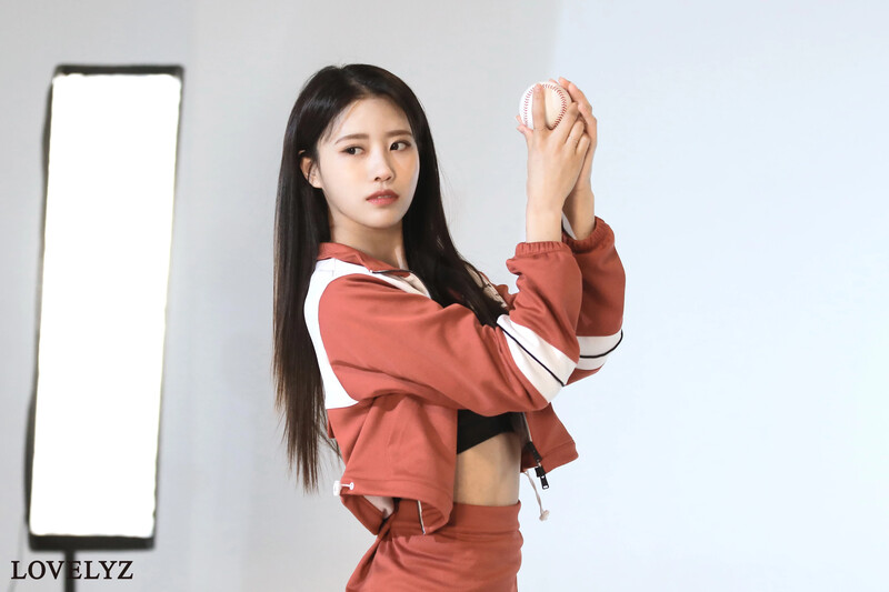 210429 Woollim Naver Post - Lovelyz Mijoo Men's Health Photoshoot Behind documents 12