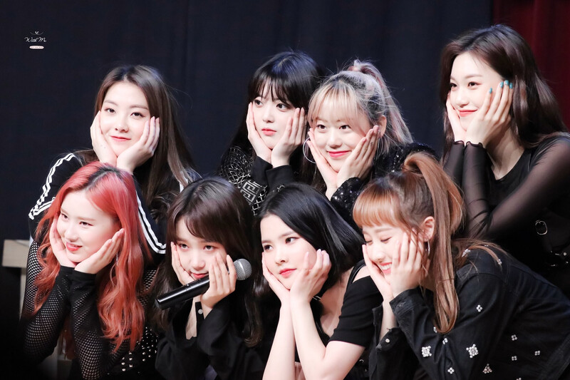 180428 Weki Meki at Daejeon Fansign documents 2