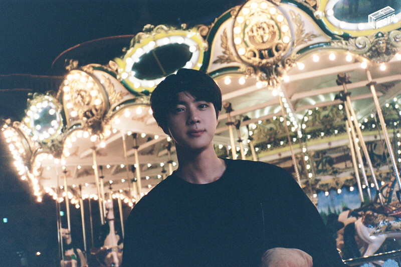 BTS EXHIBITION Film Camera Photo (B side ver.) documents 13