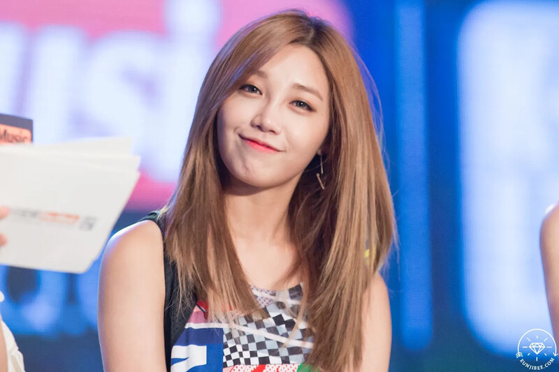 Apink_150720_eunjibee.com-EUNJIBEEDATA-10552_004.jpg