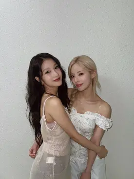 240801 fromis_9 X Update - Seoyeon & Jiwon