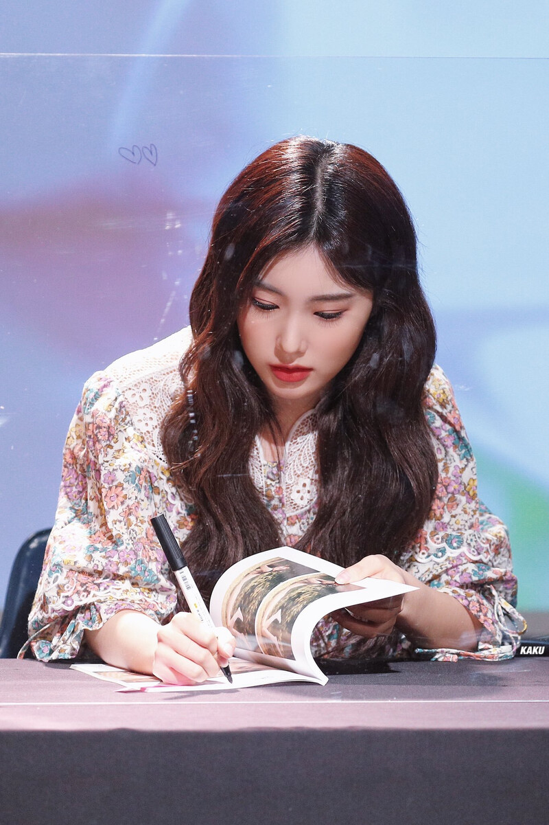 210703 Hyewon - Fansign Event documents 22