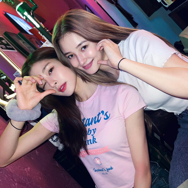 220705 MOMOLAND Nancy Instagram Update documents 2