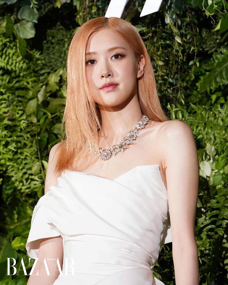 220913 BLACKPINK Rosé at Tiffany & Co.’s BOTANICA Blue Book Launch documents 6