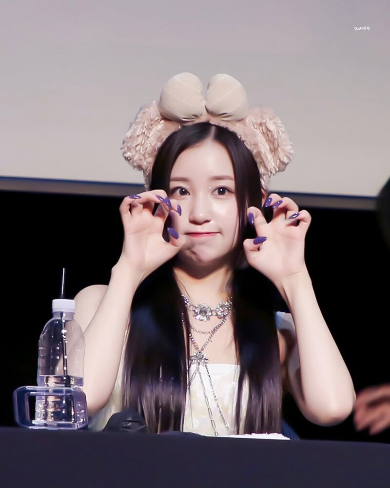 240623 Wooah SORA at fansign event documents 1