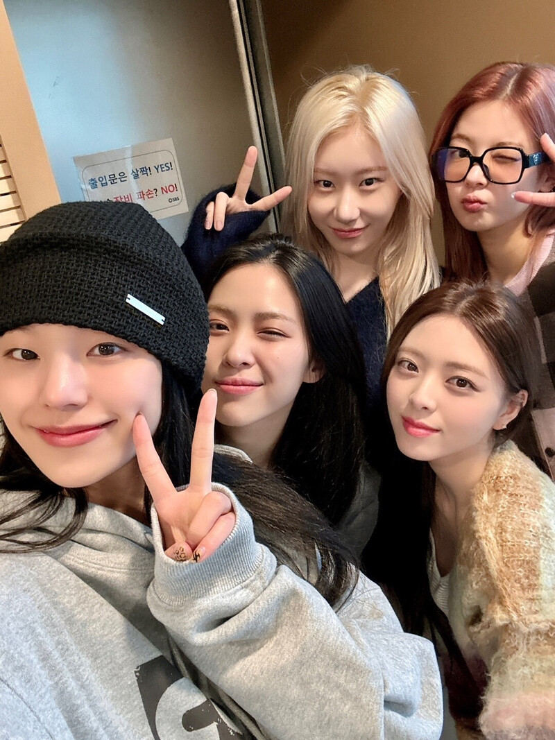 241030 - ITZY Twitter Update documents 1