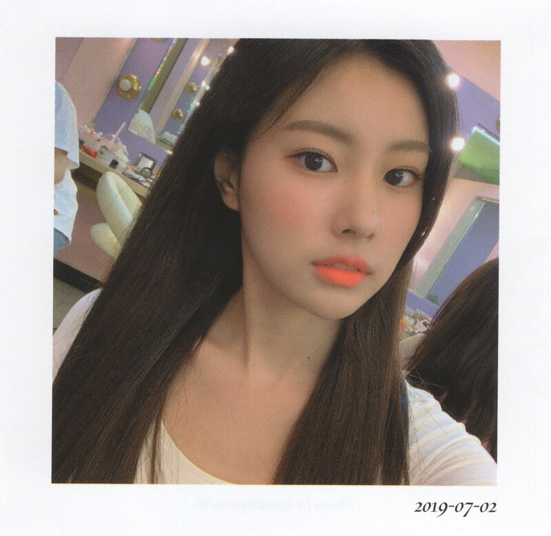 Hyewon 1st Photobook Beauty Cut [Scans] documents 7