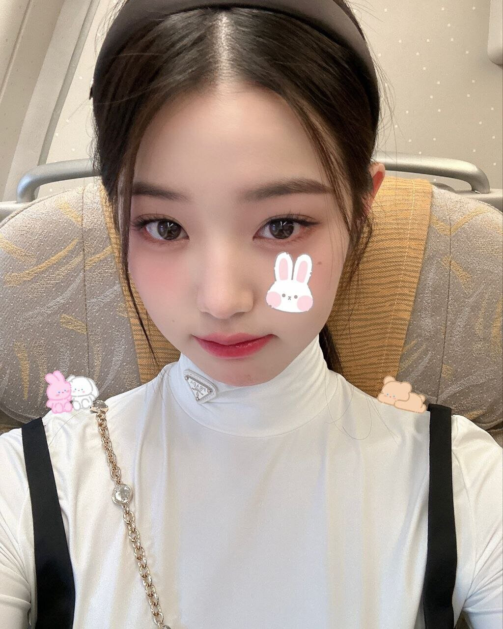 https://kpopping.com/documents/43/5/1024/230612-IVE-Twitter-update-Wonyoung-documents-2.jpeg?v=ec566