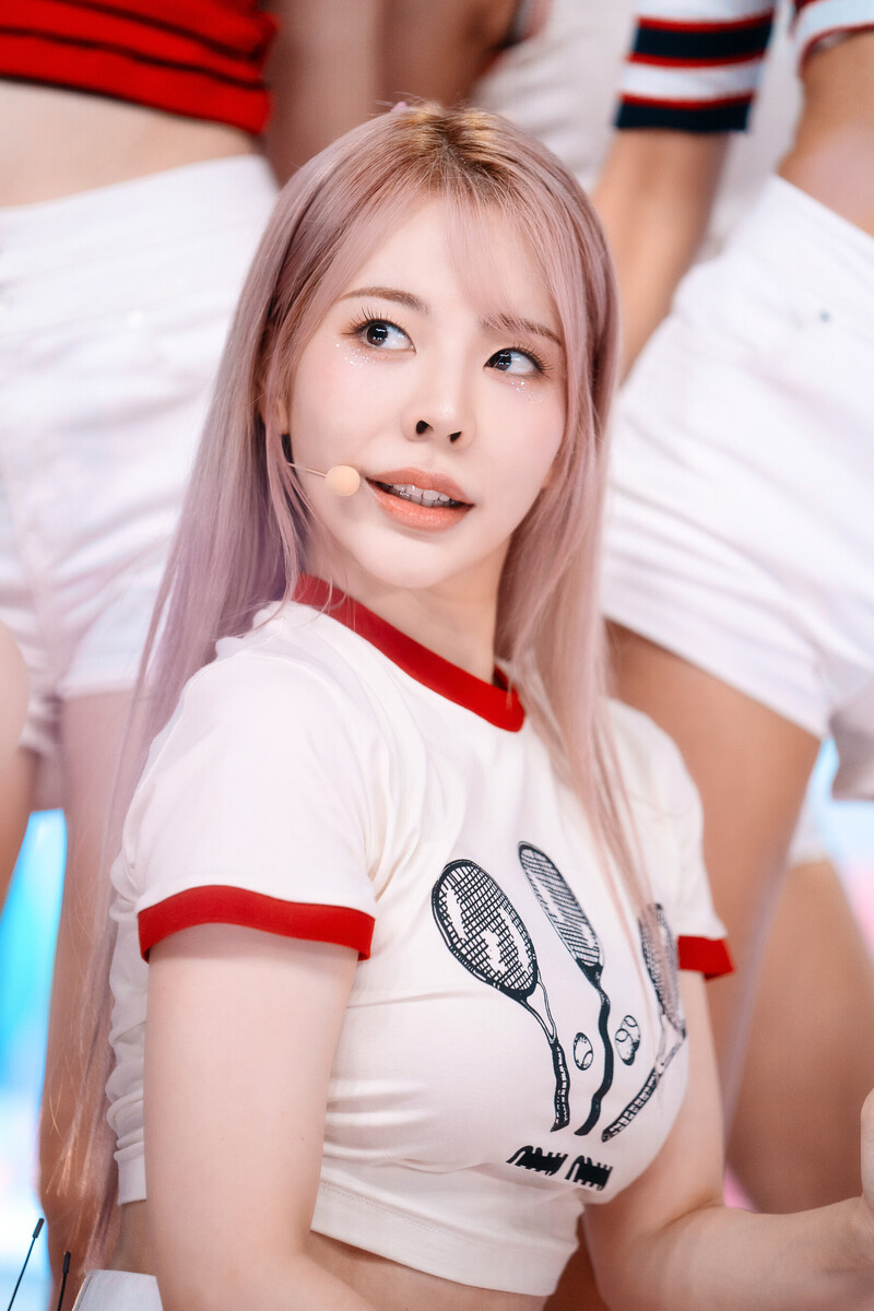 Girls' Generation Sunny - 'FOREVER 1' at Inkigayo documents 3