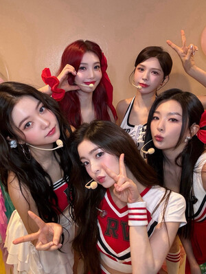 240915 - Red Velvet Twitter Update | 2024 FANCON TOUR <HAPPINESS : MY Dear, ReVe1uv> IN MANILA