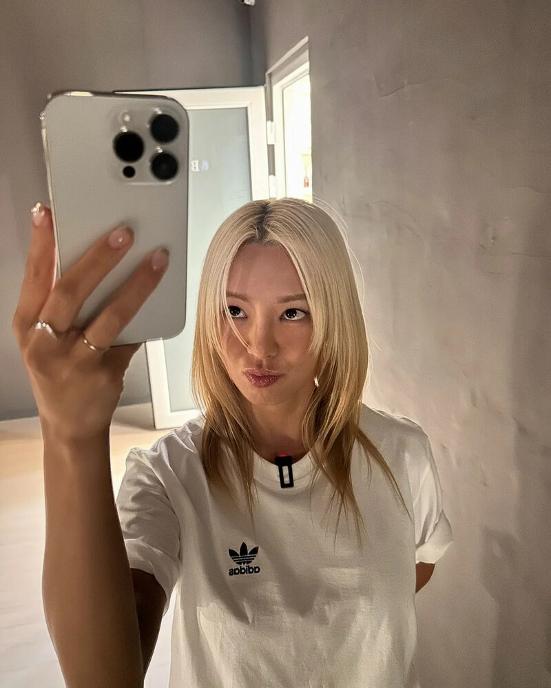 241118 Hyoyeon IG Update documents 4