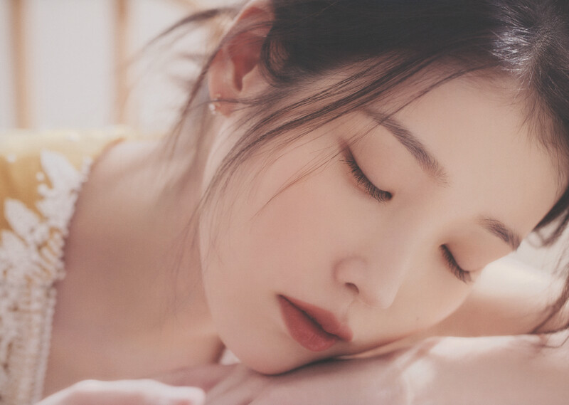 IU - Media Art Exhibition 'Moment' (Scans) documents 1