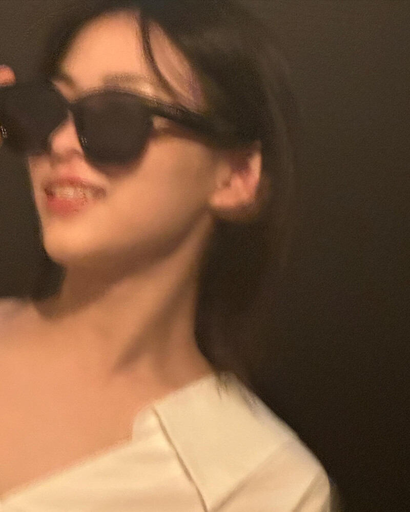 230906 - ITZY RYUJIN Instagram Update documents 4