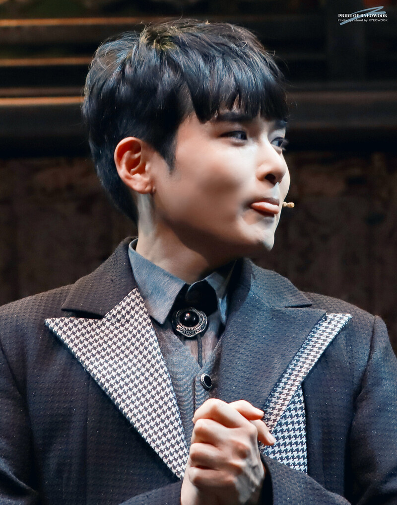 211031 Ryeowook at Mary Shelley Musical Last Stage documents 4