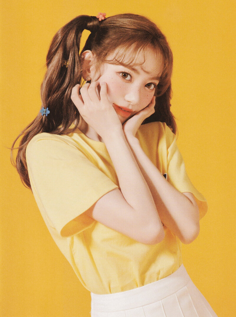 [SCANS] Sakura Graduation Visual Booklet scans documents 13