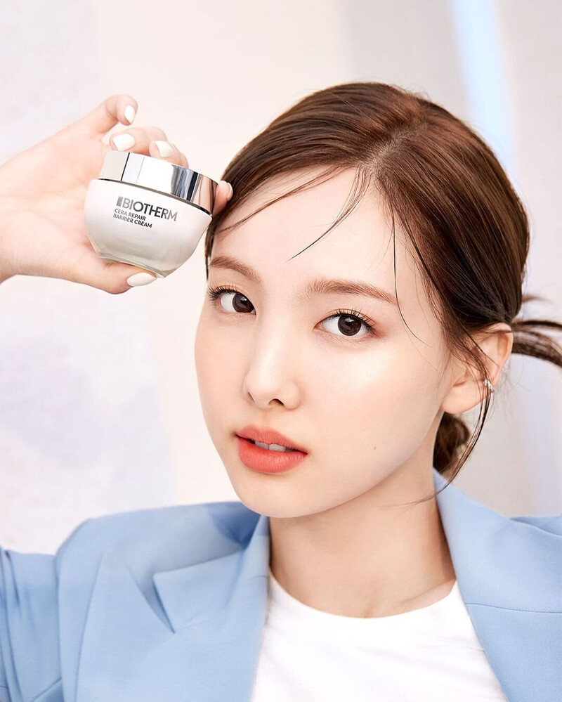 TWICE Nayeon x Biotherm Korea 2022 documents 1