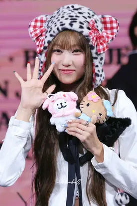 241201 izna Choi Jungeun at ktown4u Fansign