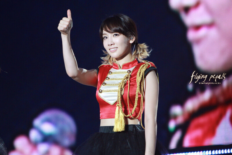 110909-10 Girls' Generation Taeyeon at Girls' Generation 2011 Tour in Taiwan documents 2