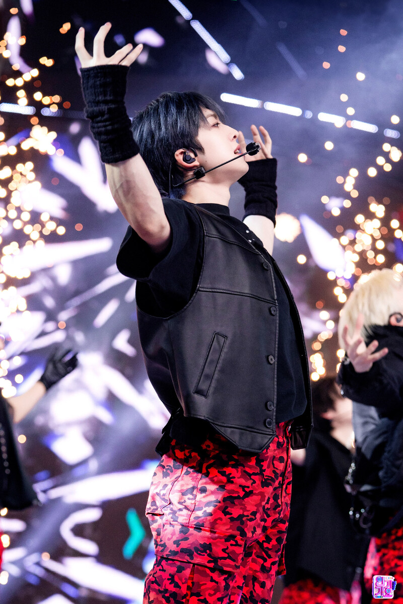 231119 &TEAM Fuma - 'Dropkick' and 'War Cry' at Inkigayo documents 8