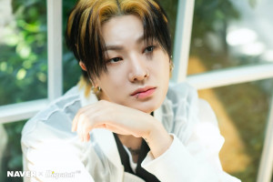 Victon Hanse "Mayday" promotion photoshoot by Naver x Dispatch
