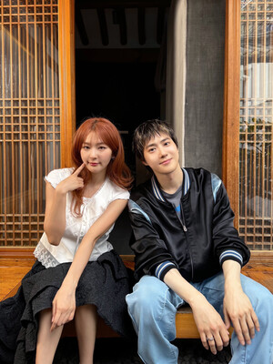 240712 - SM TOWN Twitter Update with SEULGI and Suho